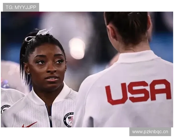 拜尔斯训练结束直接倒地，普通人看到这画面直接躺平了吧？