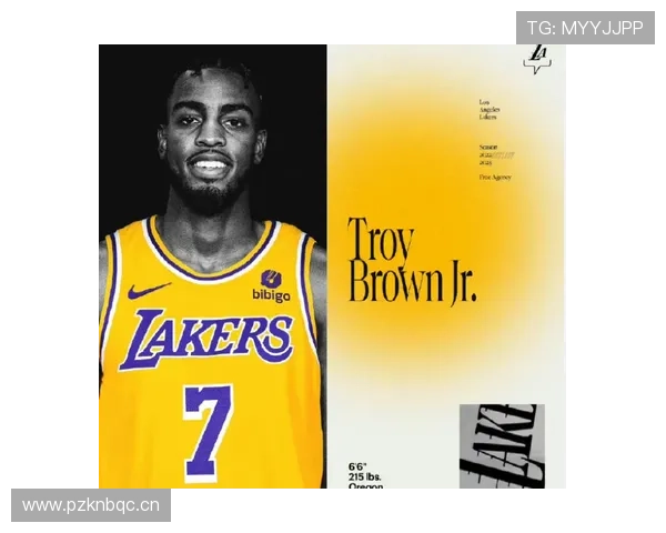 安东尼·戴维斯挡拆制造高效得分提升球队关键回合表现